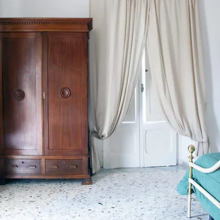 Casa De Luca Guest house *