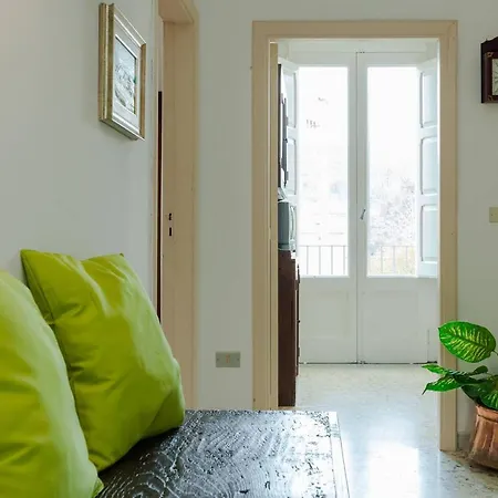 Casa De Luca Guest house *