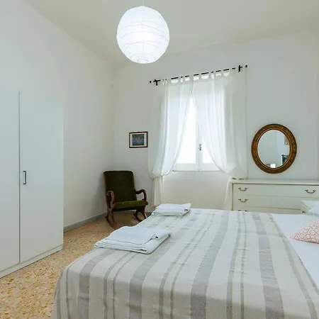 Casa De Luca Guest house *