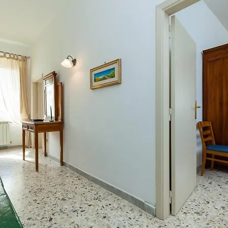 Casa De Luca Guest house Ceraso