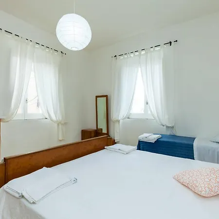 Casa De Luca Guest house Ceraso
