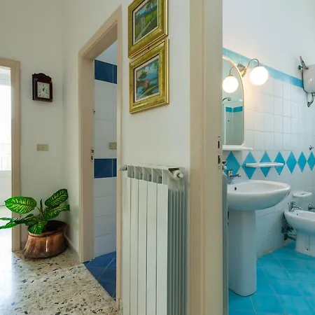 Casa De Luca Guest house *